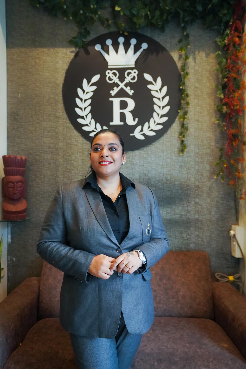 Hotel Royce Executive, Near US Consulate 9/28
