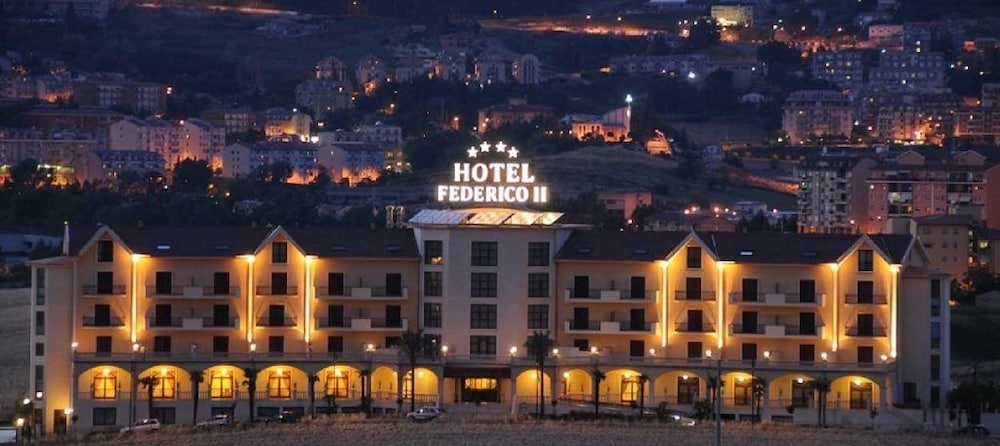 Federico Ii Palace Hotel 2/34