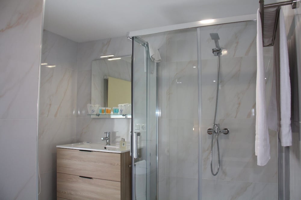 JUNIOR SUITE, STUDIO
