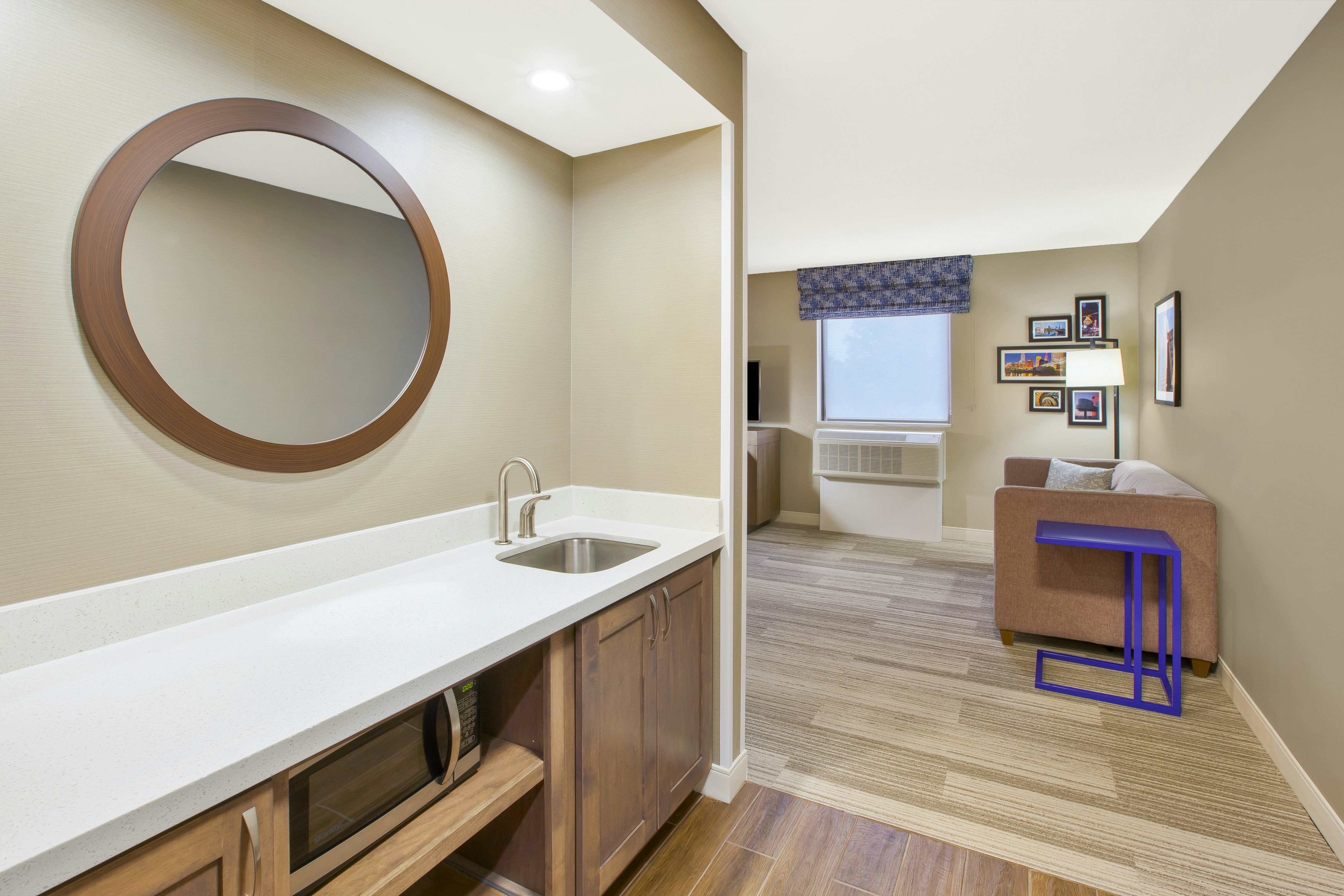 استوديو بسرير كينج، Hampton Inn Suites Cleveland Oakwood Village Oh 3/4