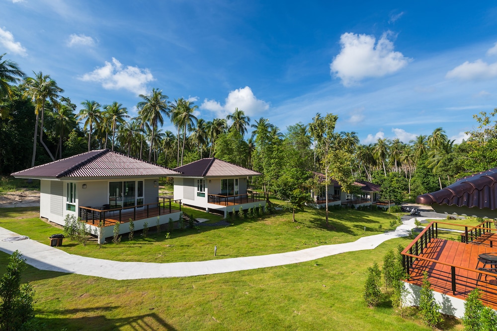 Phangan Akuna 8/47