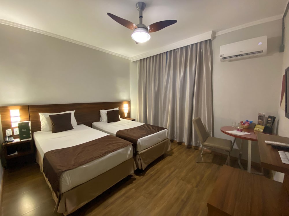 Class Hotel Pouso Alegre 12/50
