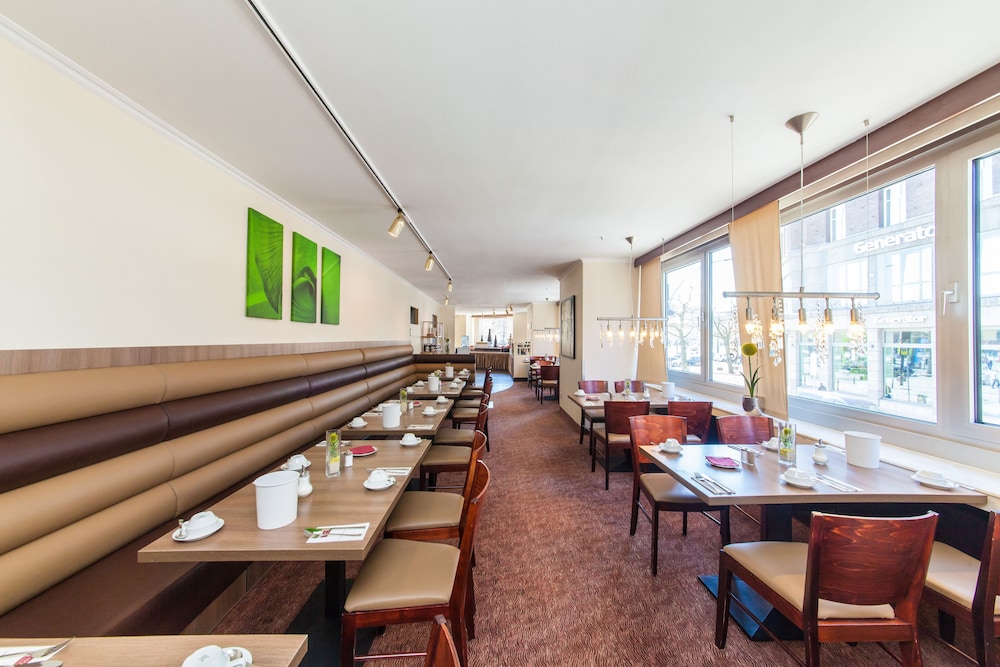 Hotel Graf Moltke 63/75