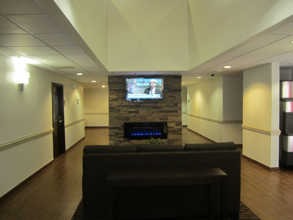 Clarion Pointe Albemarle 8/59