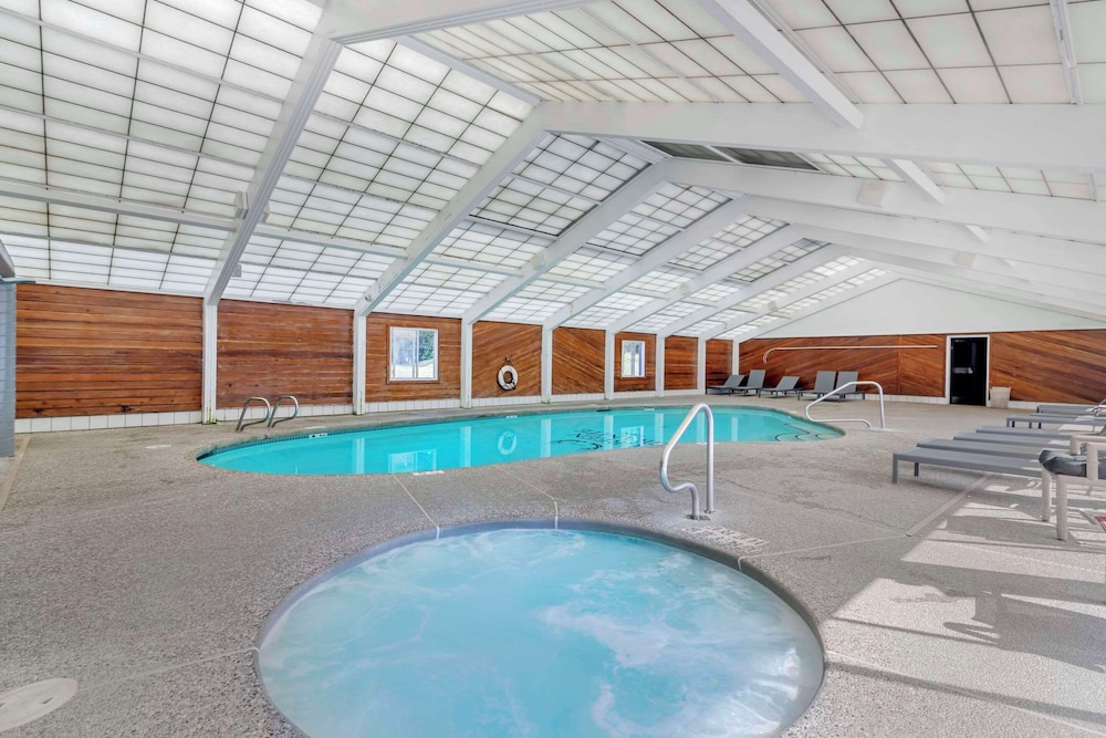 Green Granite Inn, an Ascend Collection Hotel 37/72