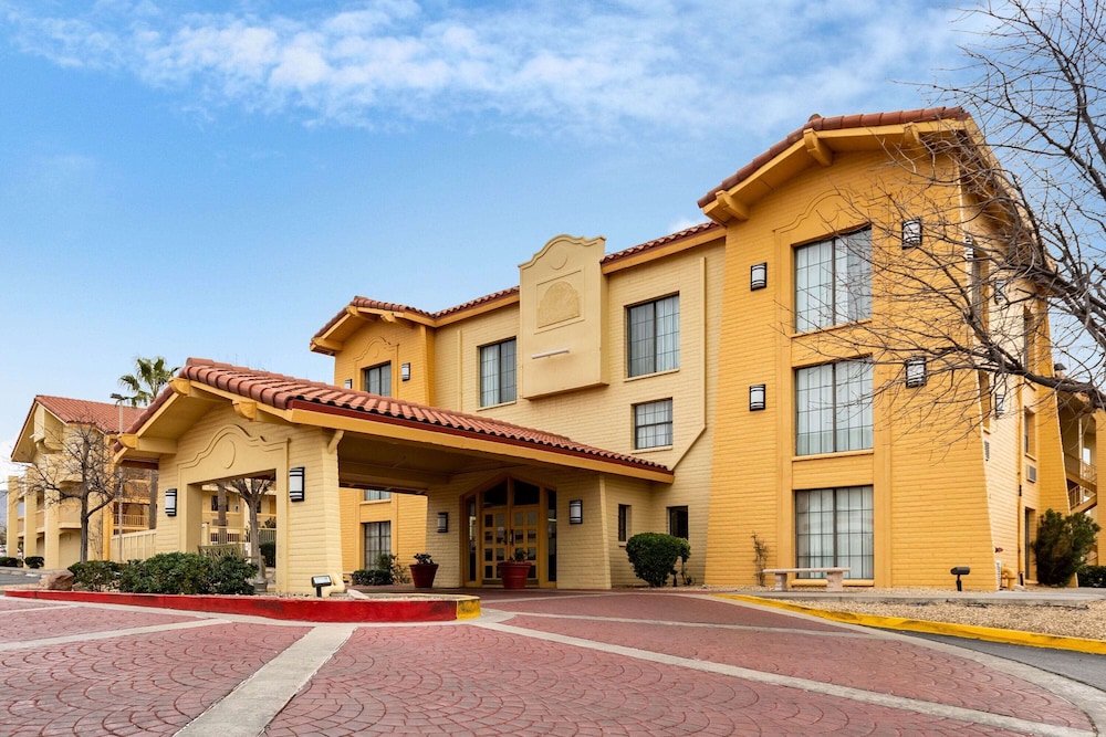 La Quinta Inn El Paso West 8/50