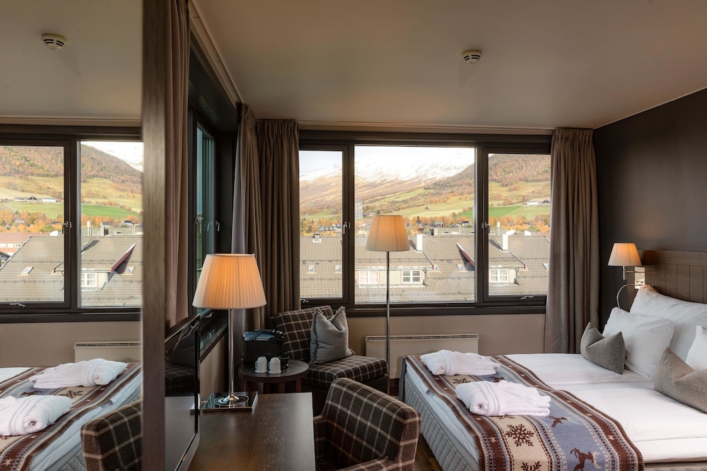 QUALITY HOTEL SKIFER 20/41