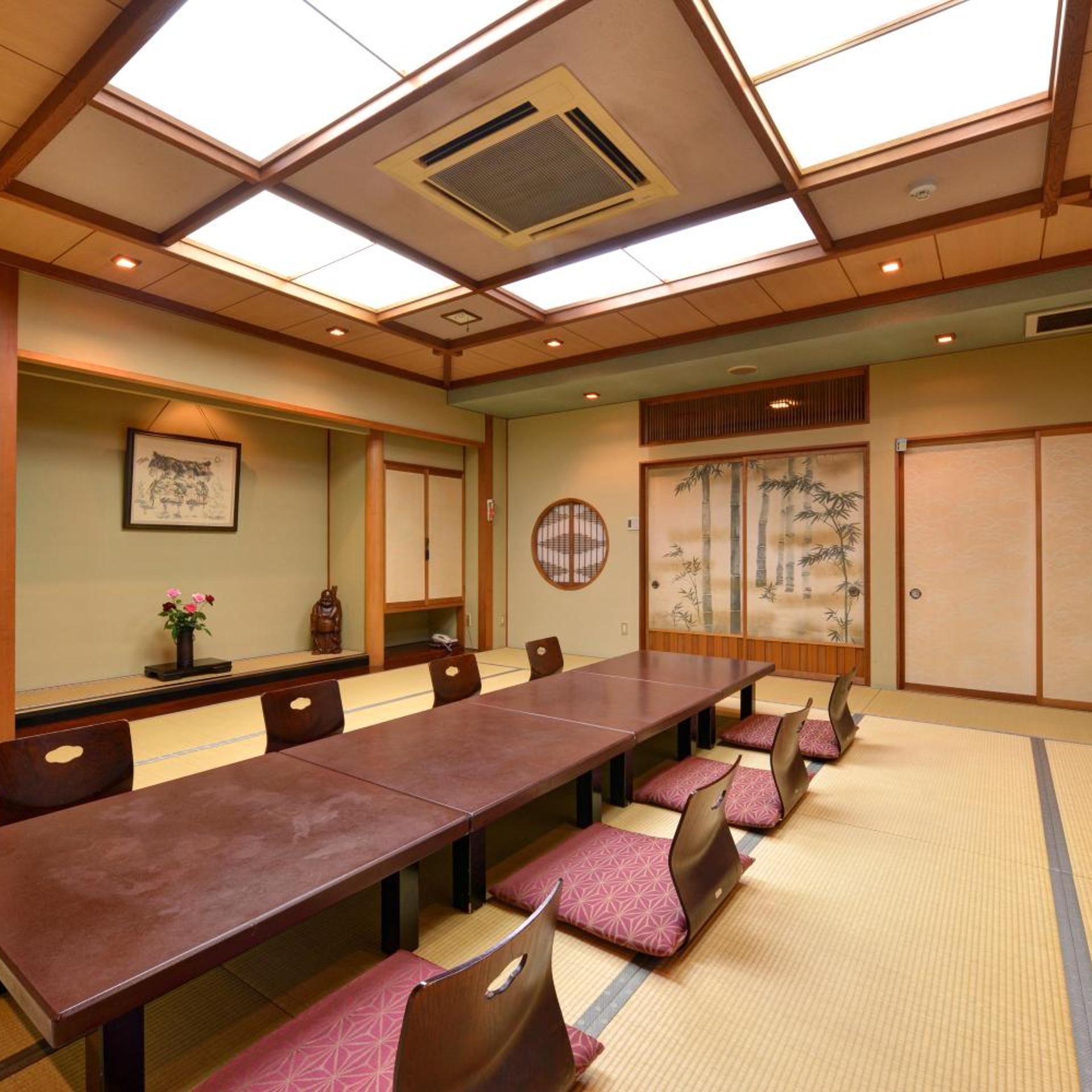 Kappo Ryokan Shiroyama 35/50