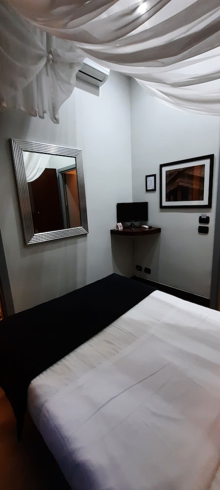 Hotel Giuggioli 23/65