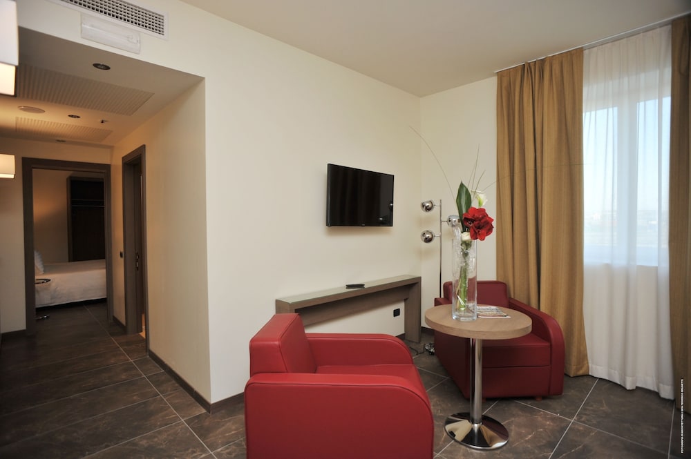 Klima Hotel Milano Fiere 39/48