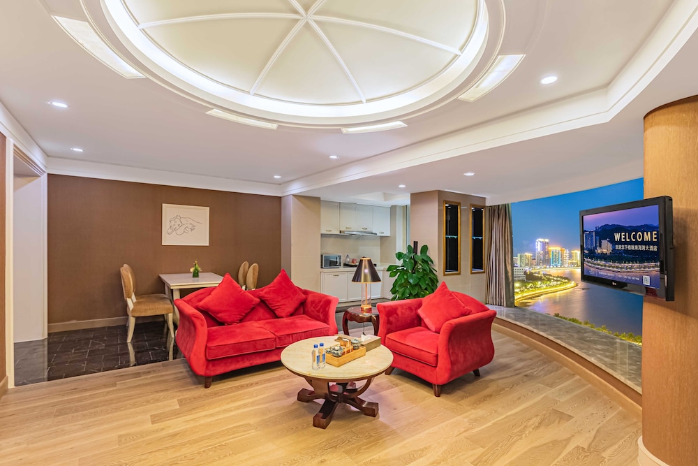 Grand Bay Hotel Zhuhai 25/50
