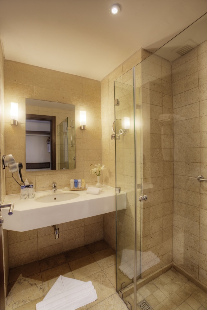 Grand Tala Bay Resort Aqaba 50/50