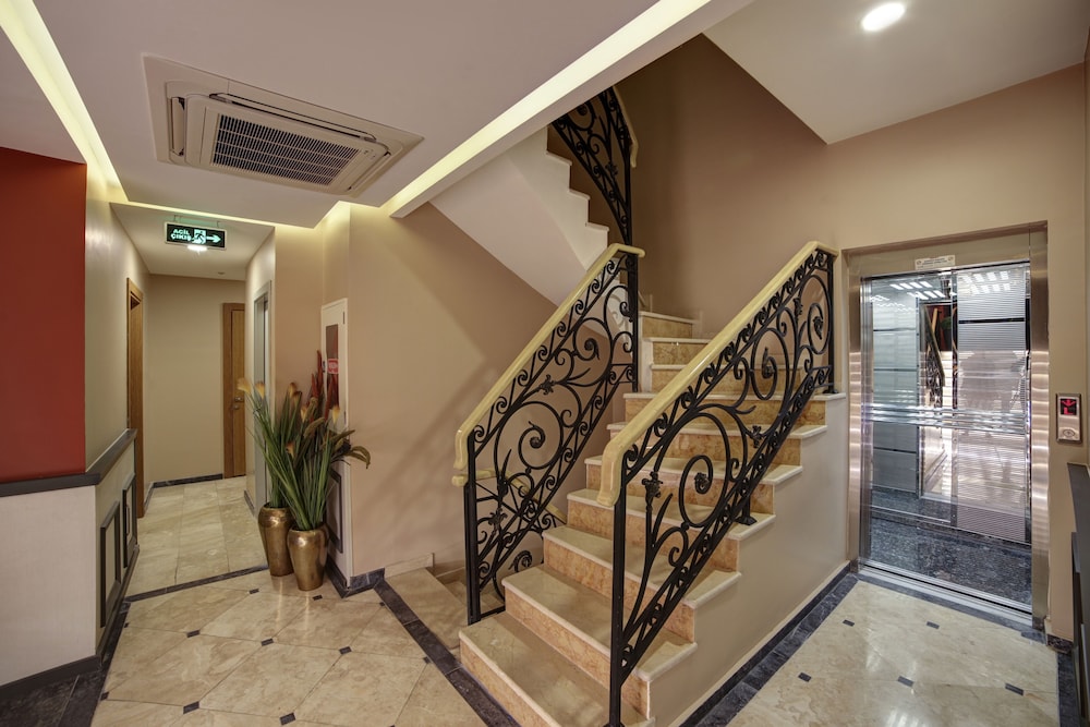 The Fox Hotel Taksim 9/69