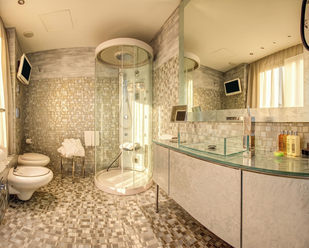 Hotel Waldorf 50/50