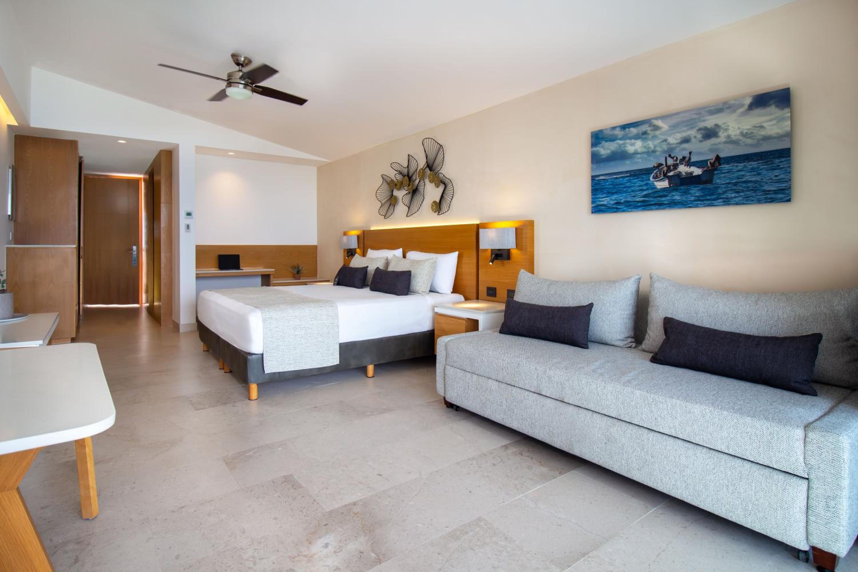 Premium, Deluxe, Ocean Front