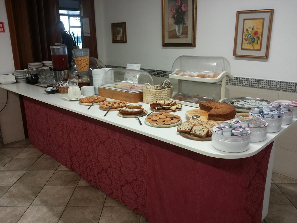 Hotel Villa Itala 42/51
