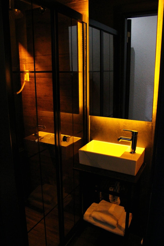 Istanbul Fair Hotel 25/50