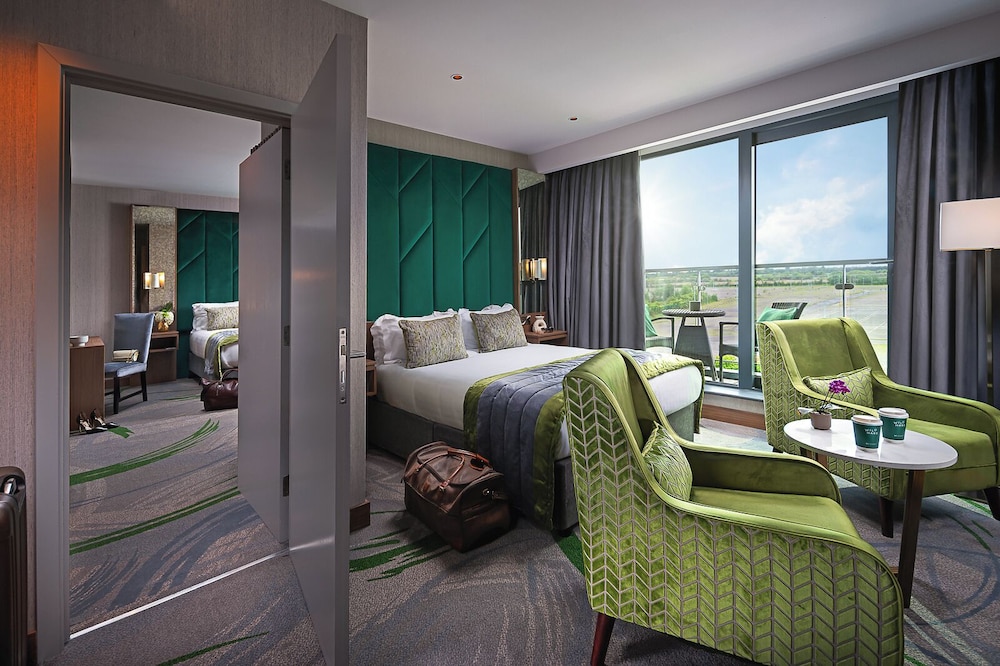 ROOF TOP, SUITE, BALCONY