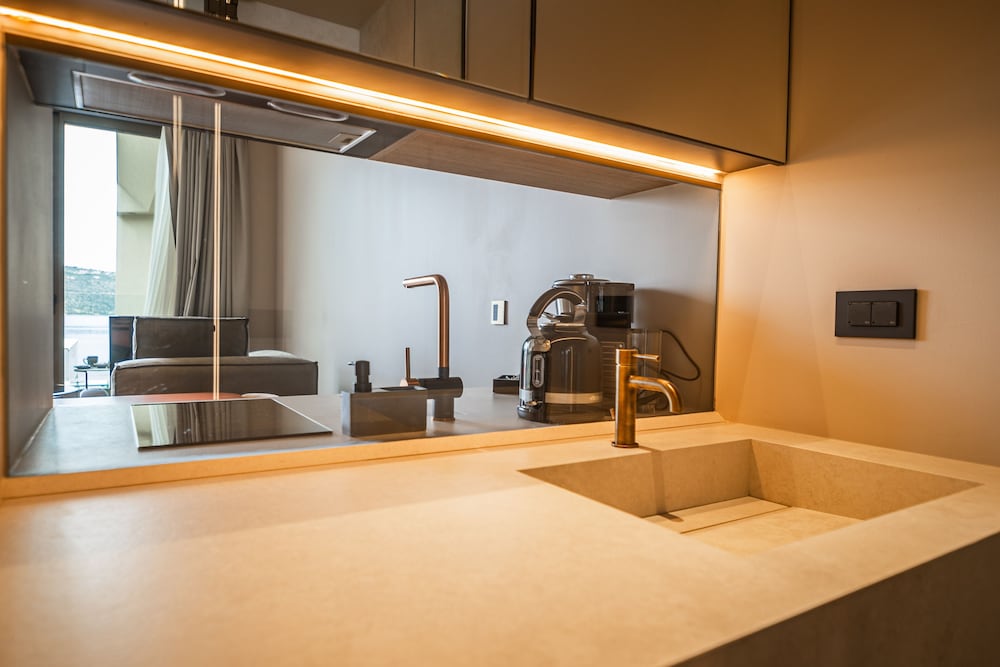 Oniros Residences 36/50