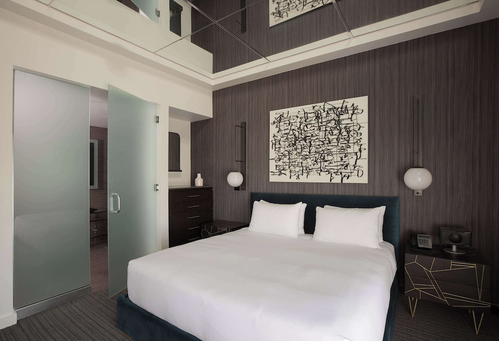Andaz, Star, Suite, King Bed, Bunk Bed