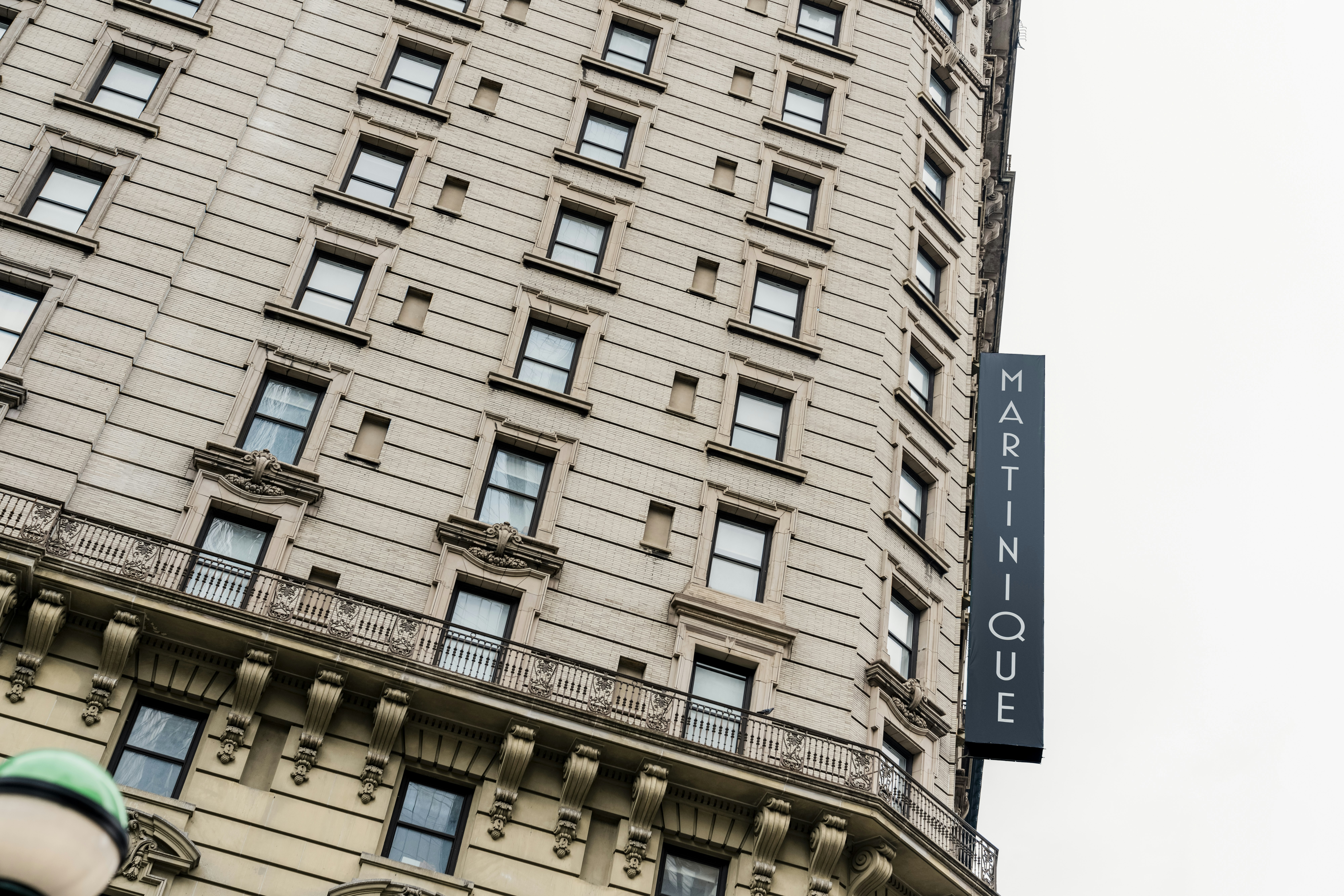 The Martinique New York On Broadway Curio Collection By Hilton 6/50