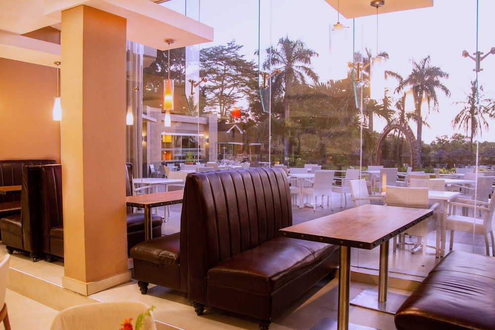 Tanga Beach Resort & Spa 26/50
