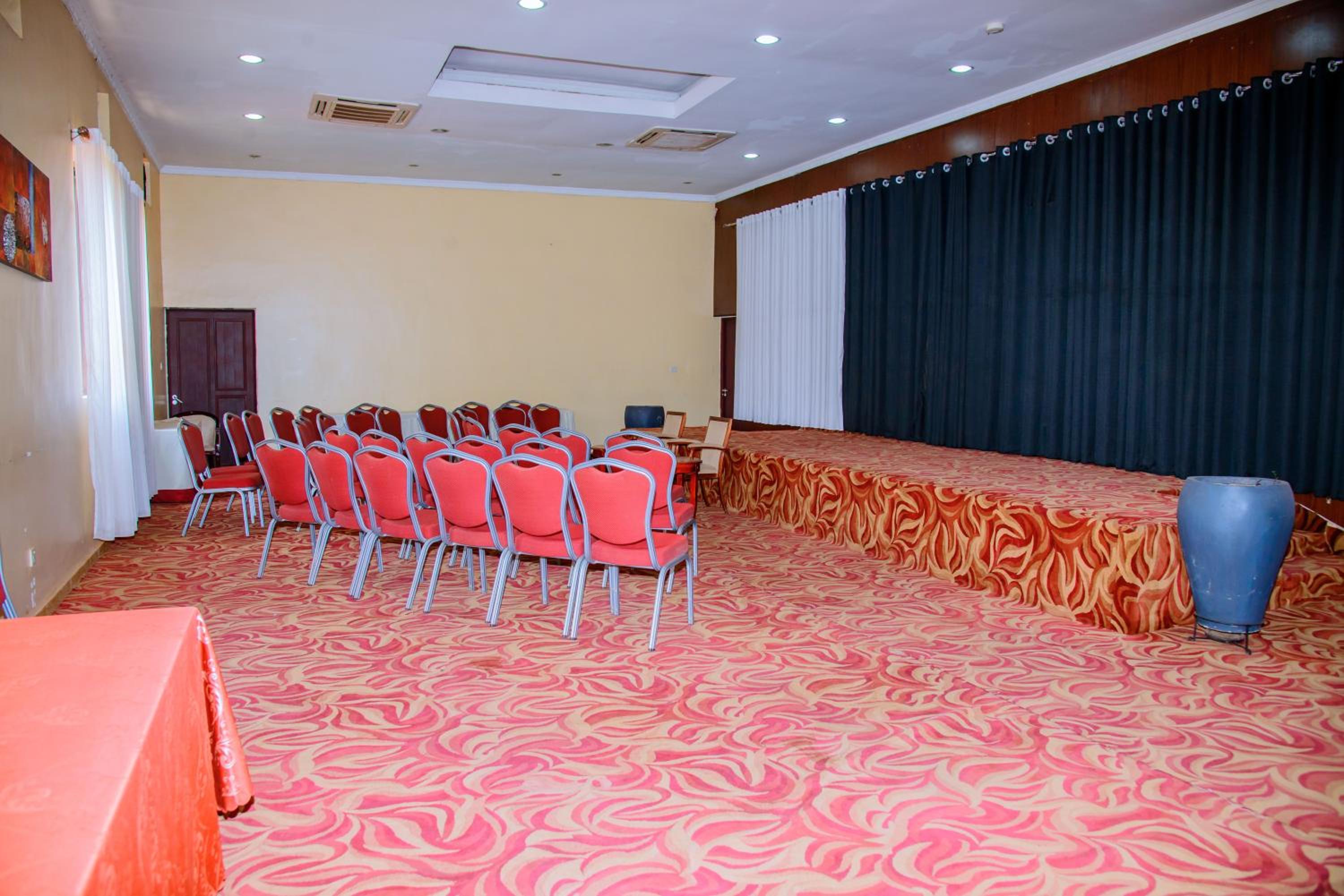 Kigali Diplomat Hotel 30/47