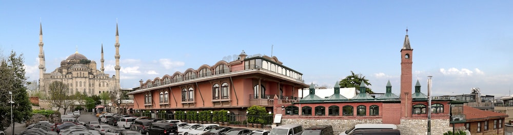 Sultanahmet Palace 8/62