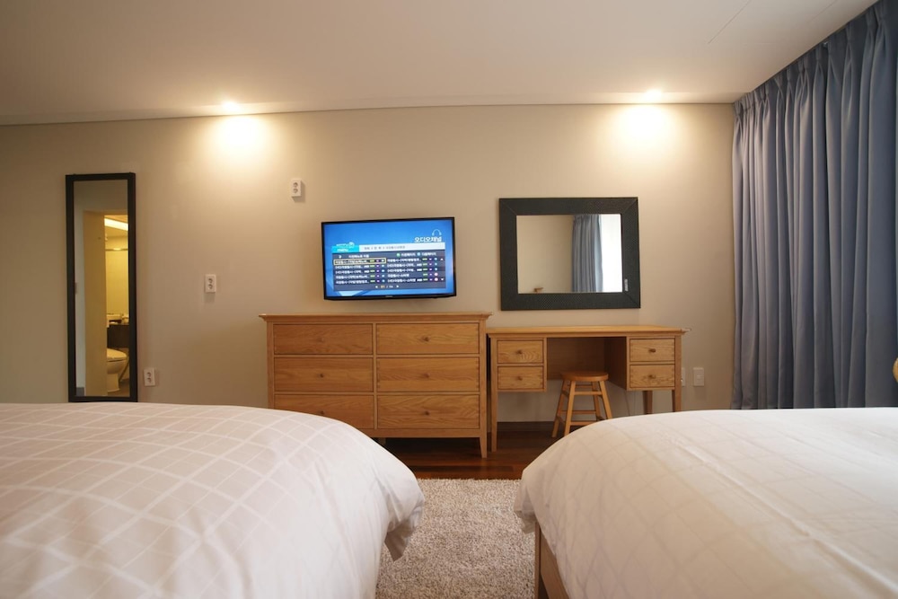 Illeinn Hotel 12/32