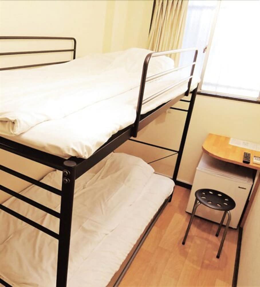 Hotel Lucky 12/45