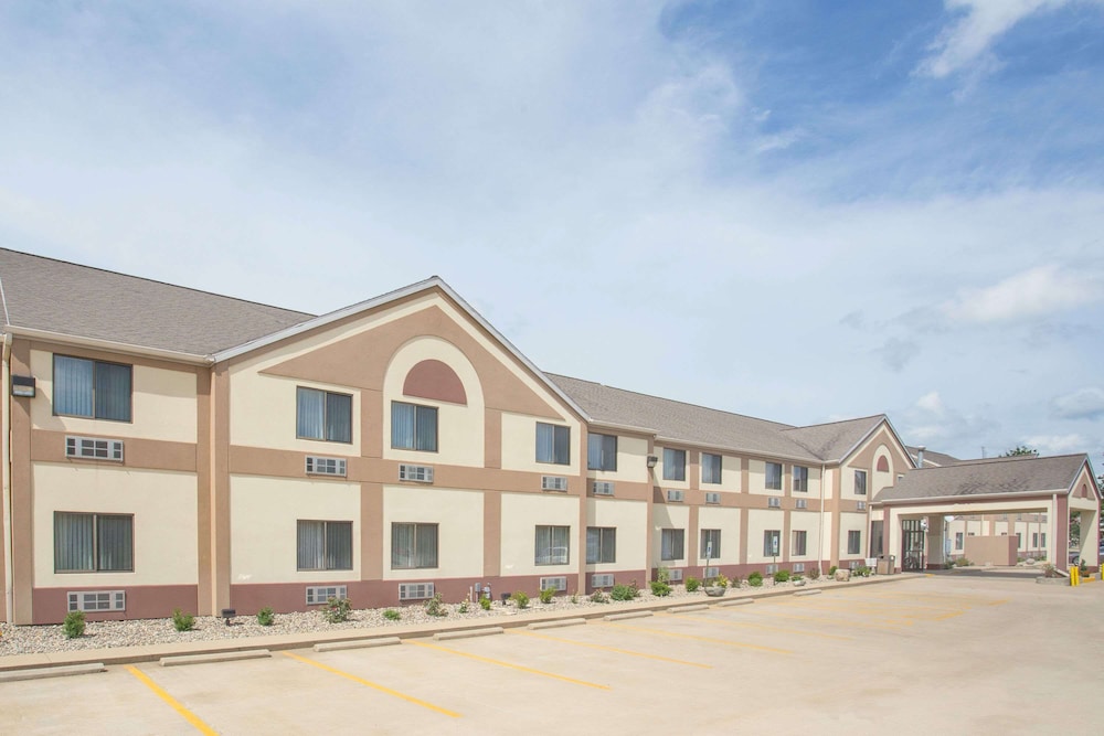 Best Western University Inn 4/39