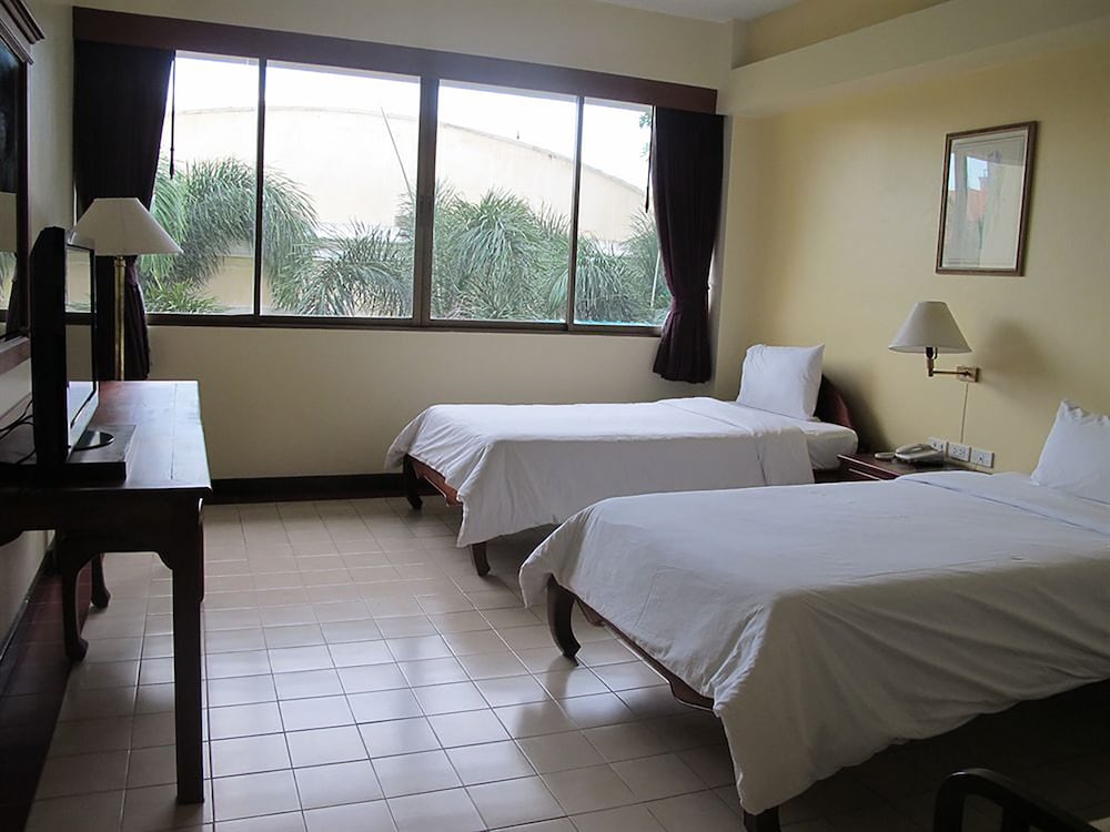 Mae Pim Resort Hotel 21/56