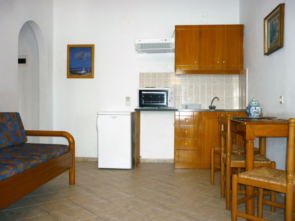 Nereides Seaside Apartments 53/73