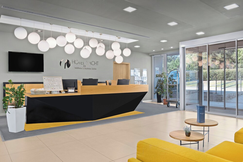 Hotel Yacht Wellness & Business 8/50