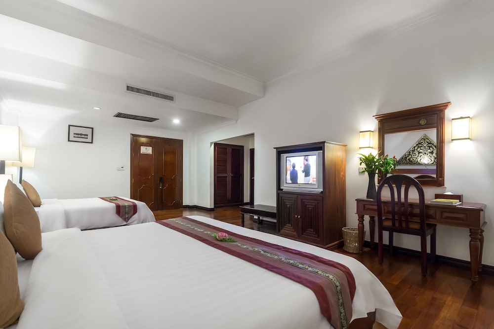 Kingdom Angkor Hotel 23/70