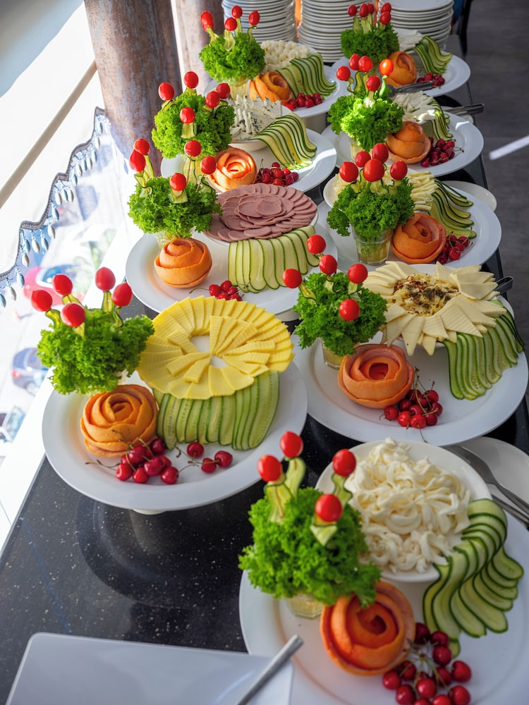 Algora Halal Hotel and Spa 25/50