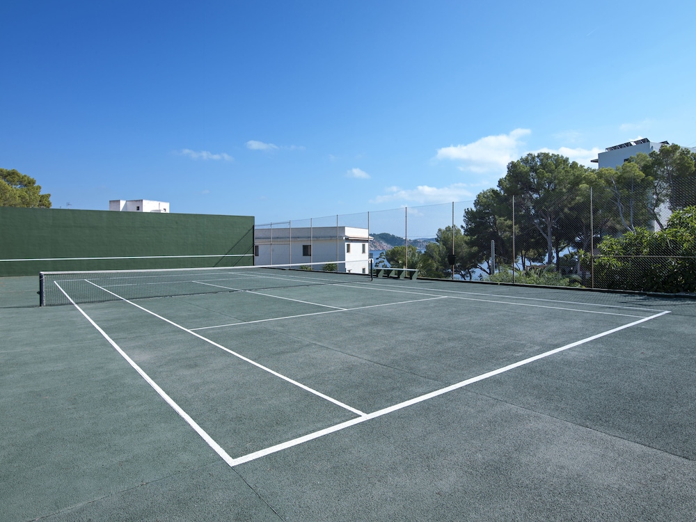 Hotel Cala Fornells 25/50