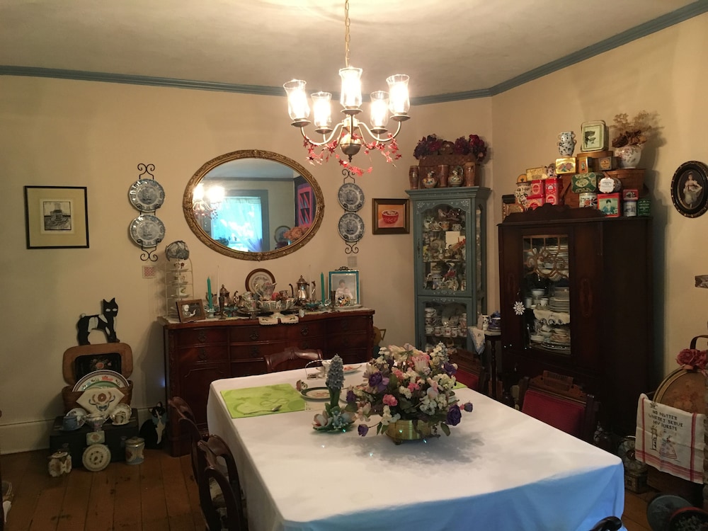 The Pratt Smith House Bed and Breakfast 12/19