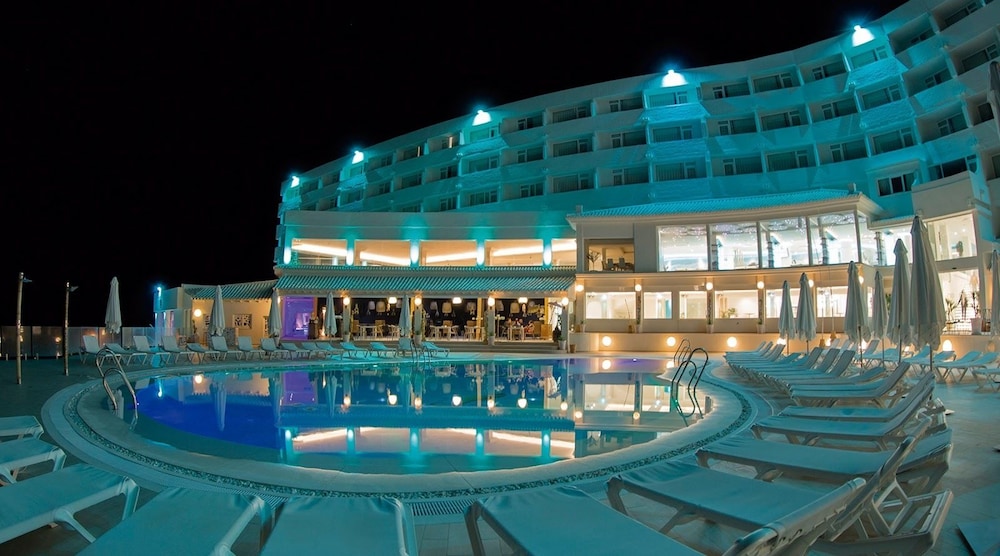 On Hotels Oceanfront Adults Designed 5/50