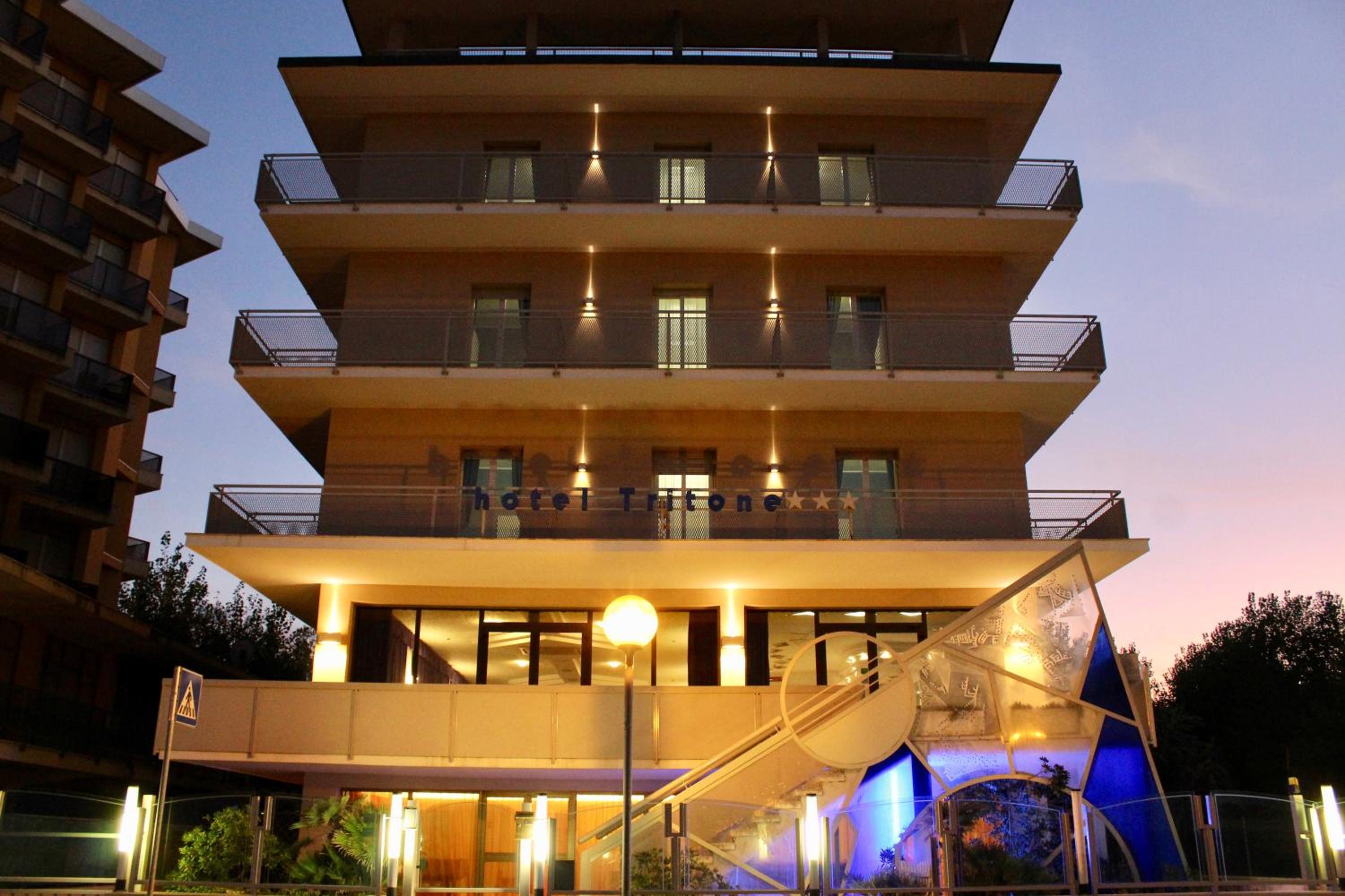 Hotel Tritone 2/50