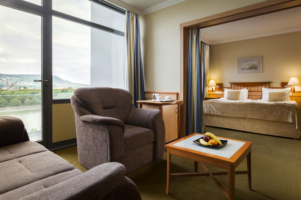 Danubius Hotel Helia 36/54