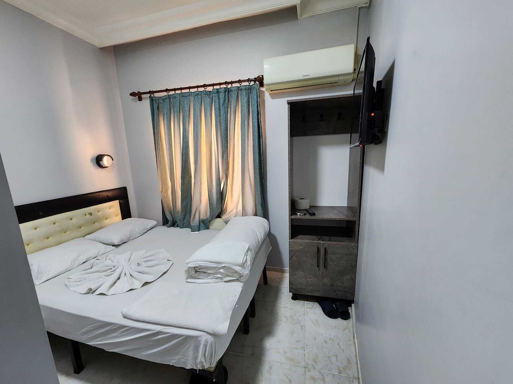Mevlevi Hotel 14/50