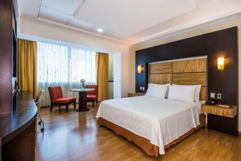 Hotel GH Galeria 14/55