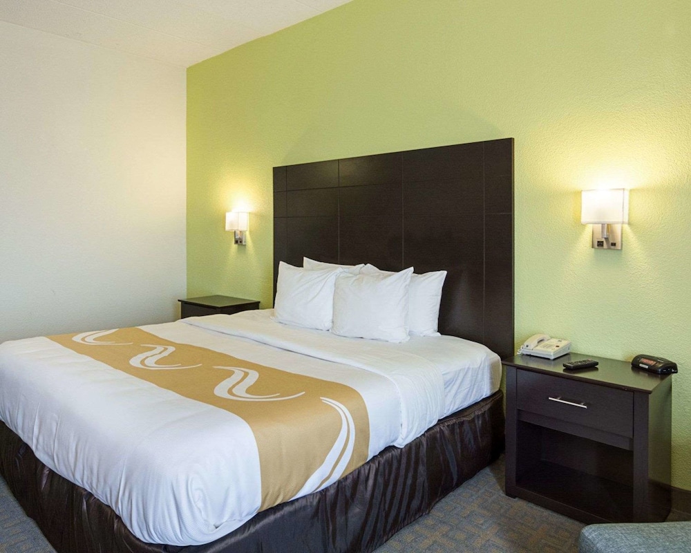 Quality Inn Richmond Airport 16/37