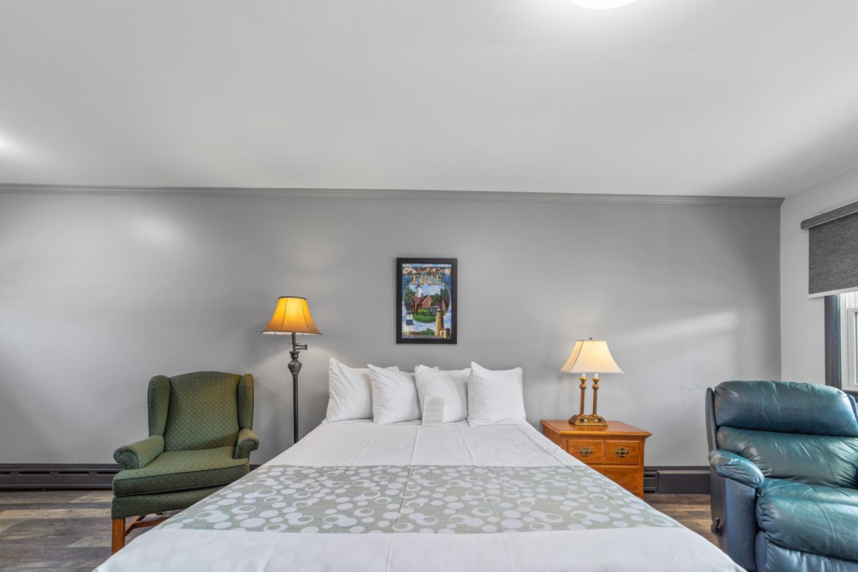 Room, Queen Bed