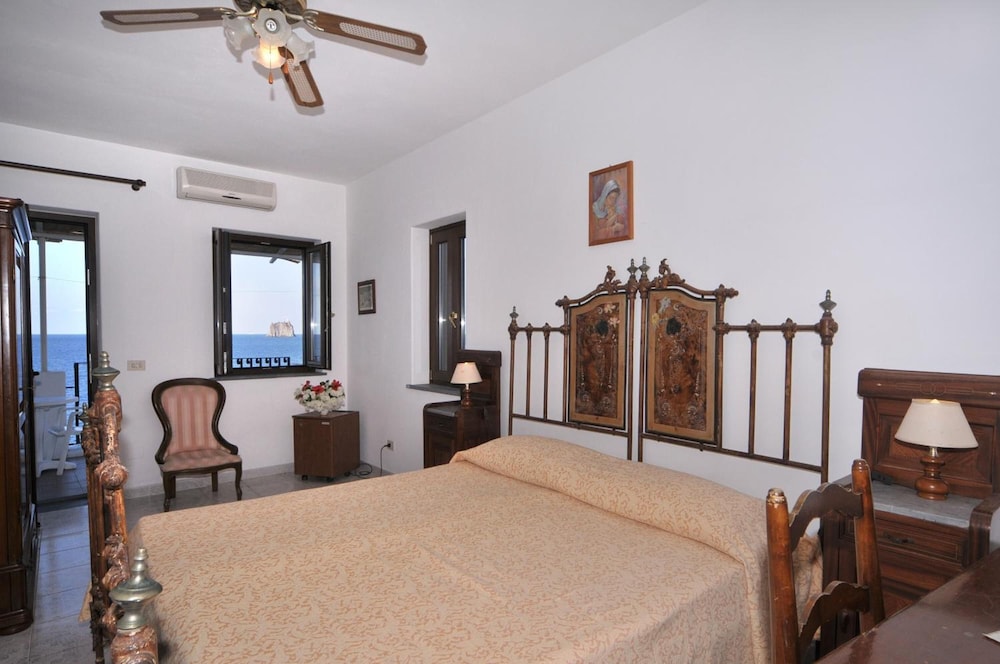Villaggio Stromboli 13/50