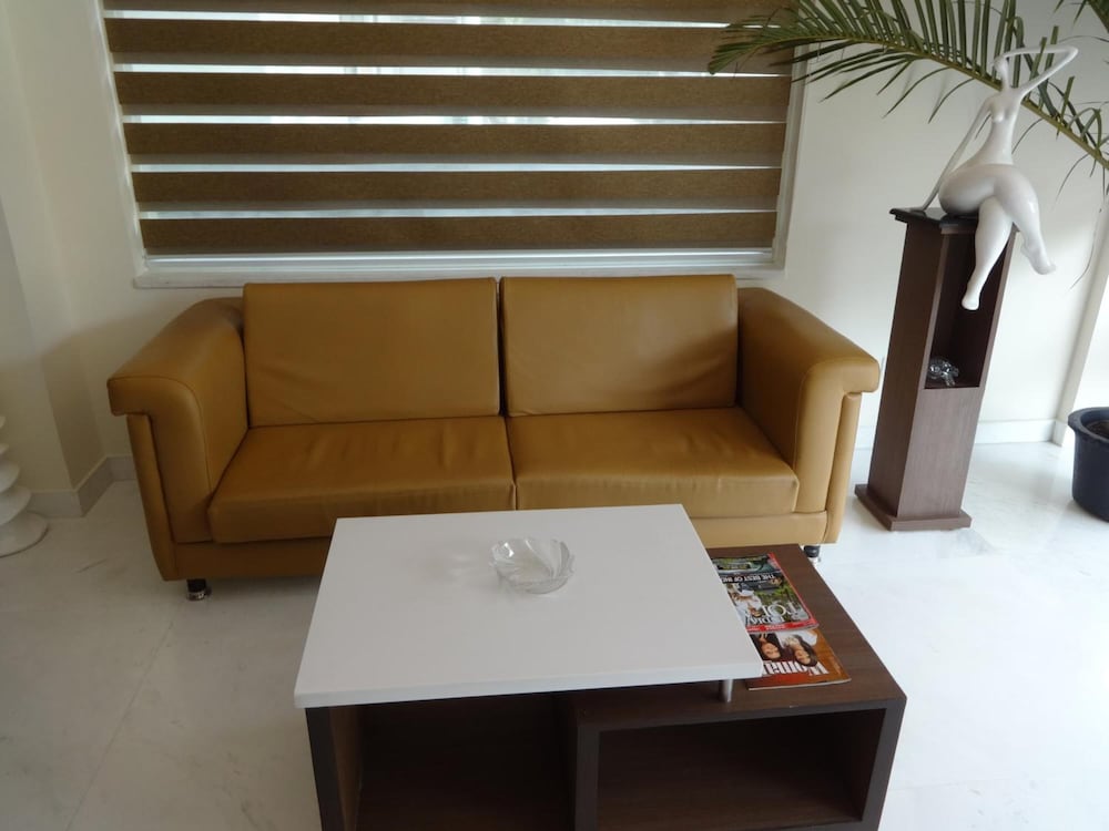 The Pamposh New Delhi 32/49