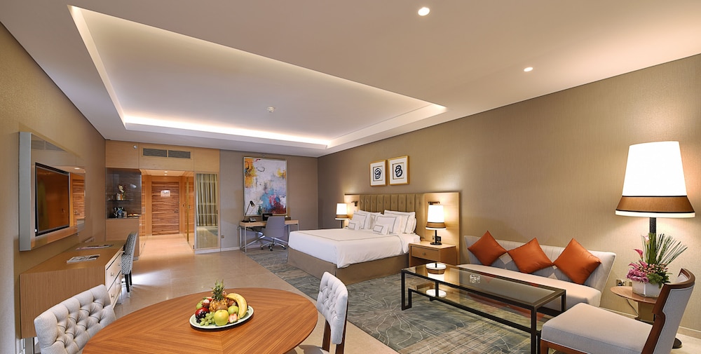 Grand Cosmopolitan Hotel 40/73