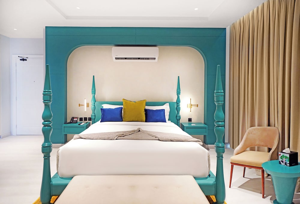Ambiance Boutique Art Hotel Islamabad 29/78