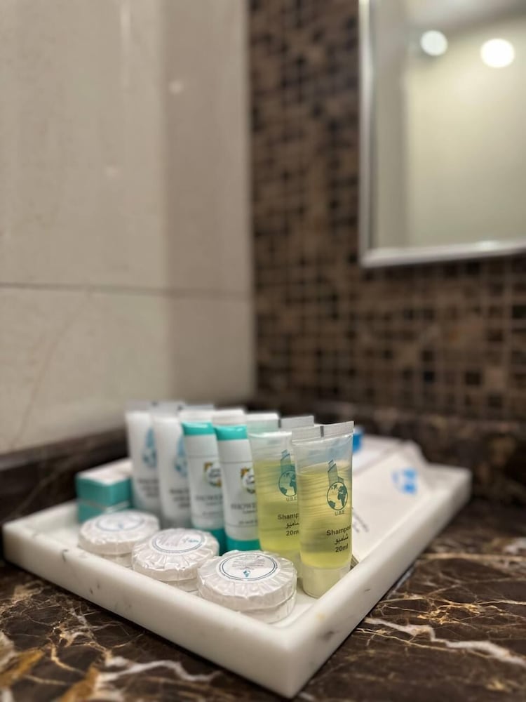 فيوليت(Violet Al Azizia Hotel) 32/50
